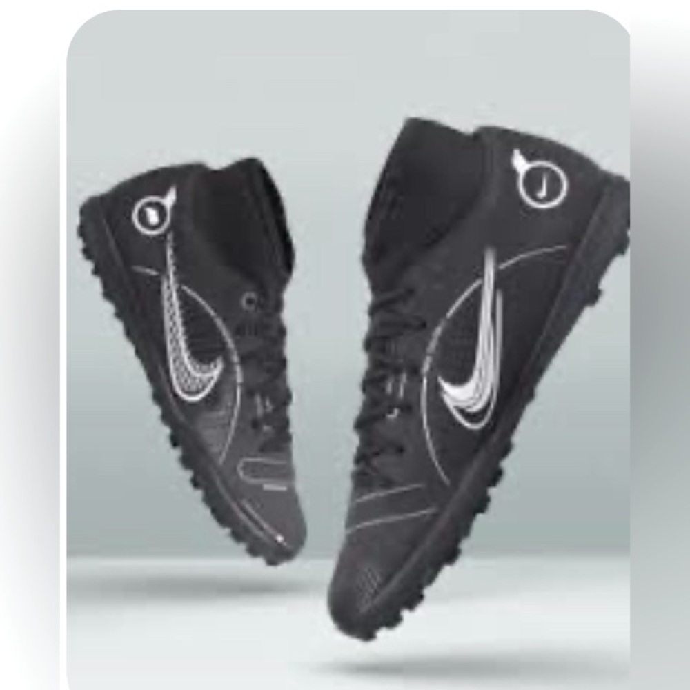 Nike Mercurial Superfly 8 Club TF Black Metallic football turf soccer cleat